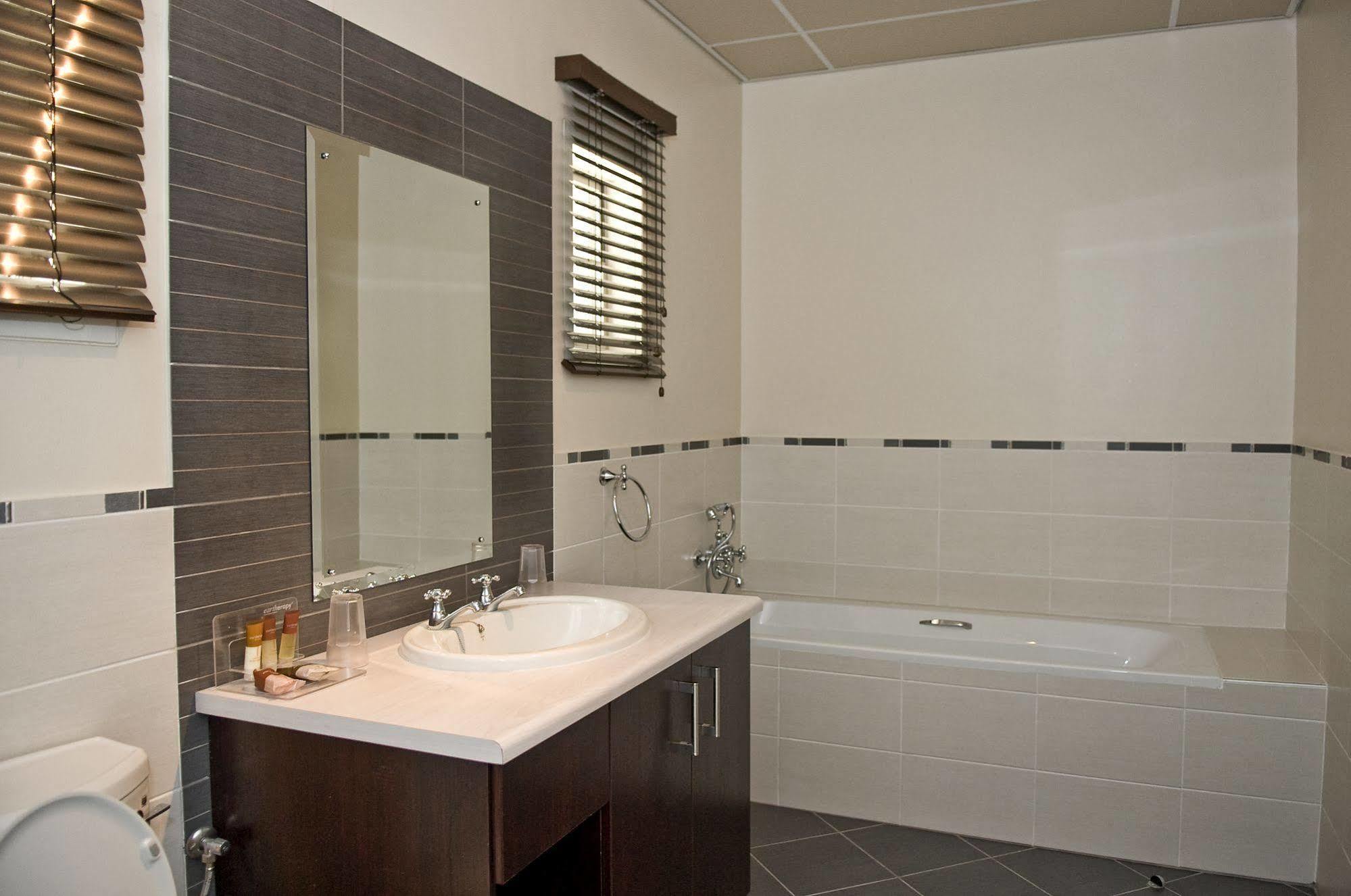 Protea Hotel By Marriott Zambezi River Lodge Katima Mulilo Ngoại thất bức ảnh